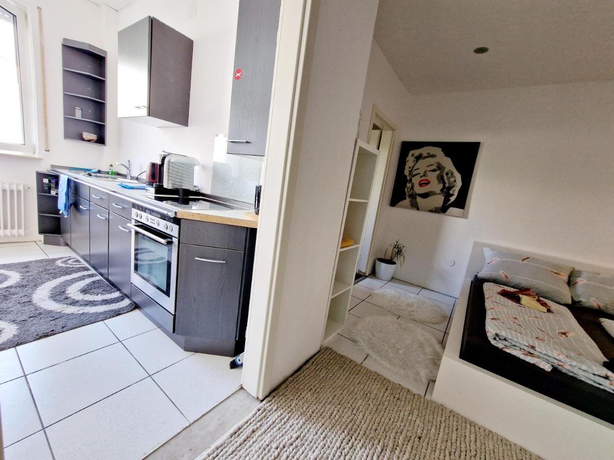 Gruppenfreundliches Apartment ヘルツォーゲンアウラッハ エクステリア 写真